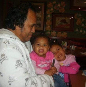 Meet your Posher, Maya